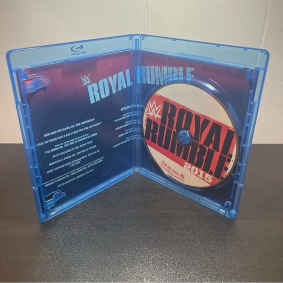 WWE Royal Rumble (Blu-Ray, 2015) - Picture 3 of 3